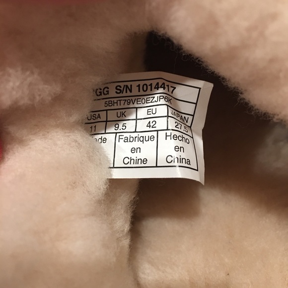 ✅ UGG Aira Gray Slippers - Picture 7 of 8